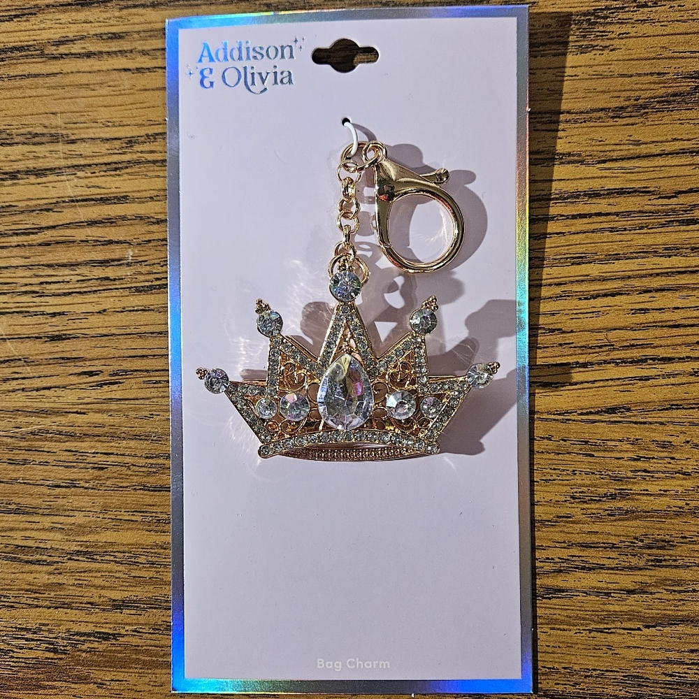 Gold Large 3D Crown Bag Charm - Picture 7 of 9